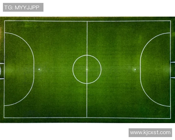 杭州足球队防守策略揭秘：如何在比赛中构建坚固防线与战术配合